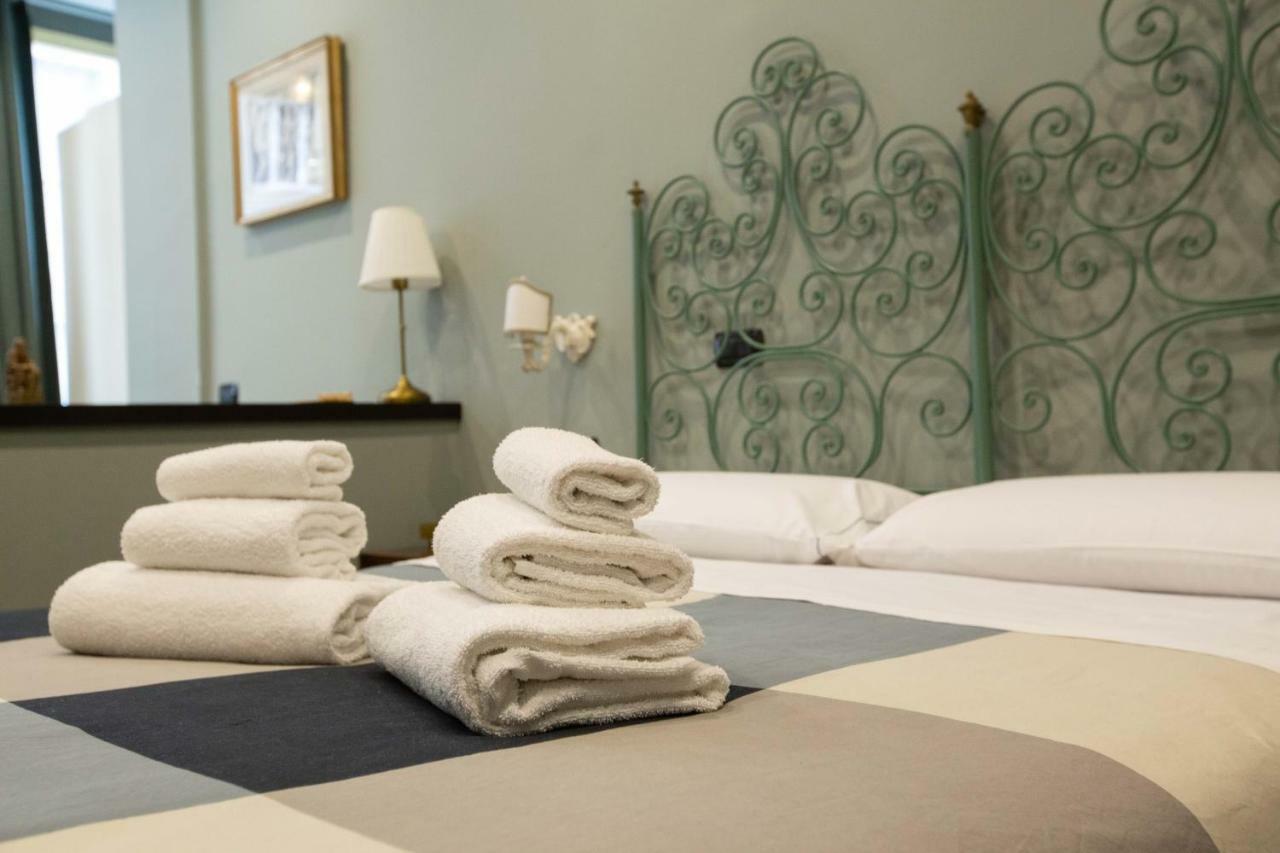 Two Sisters Suites Naples Luaran gambar